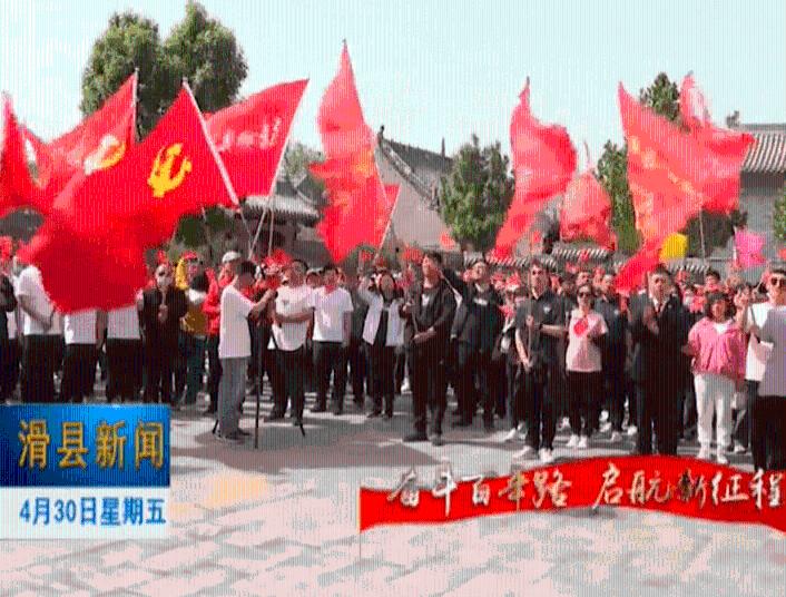 巴黎时装周：国内明星齐露怯，周杰伦似暴发户，朱一龙造型拉胯